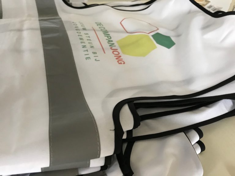 Fluohesje, veiligheidshesje, werkkledij, personaliseren, bedrukt, gepersonaliseerd, logo, naam, Lokeren, Westerlo